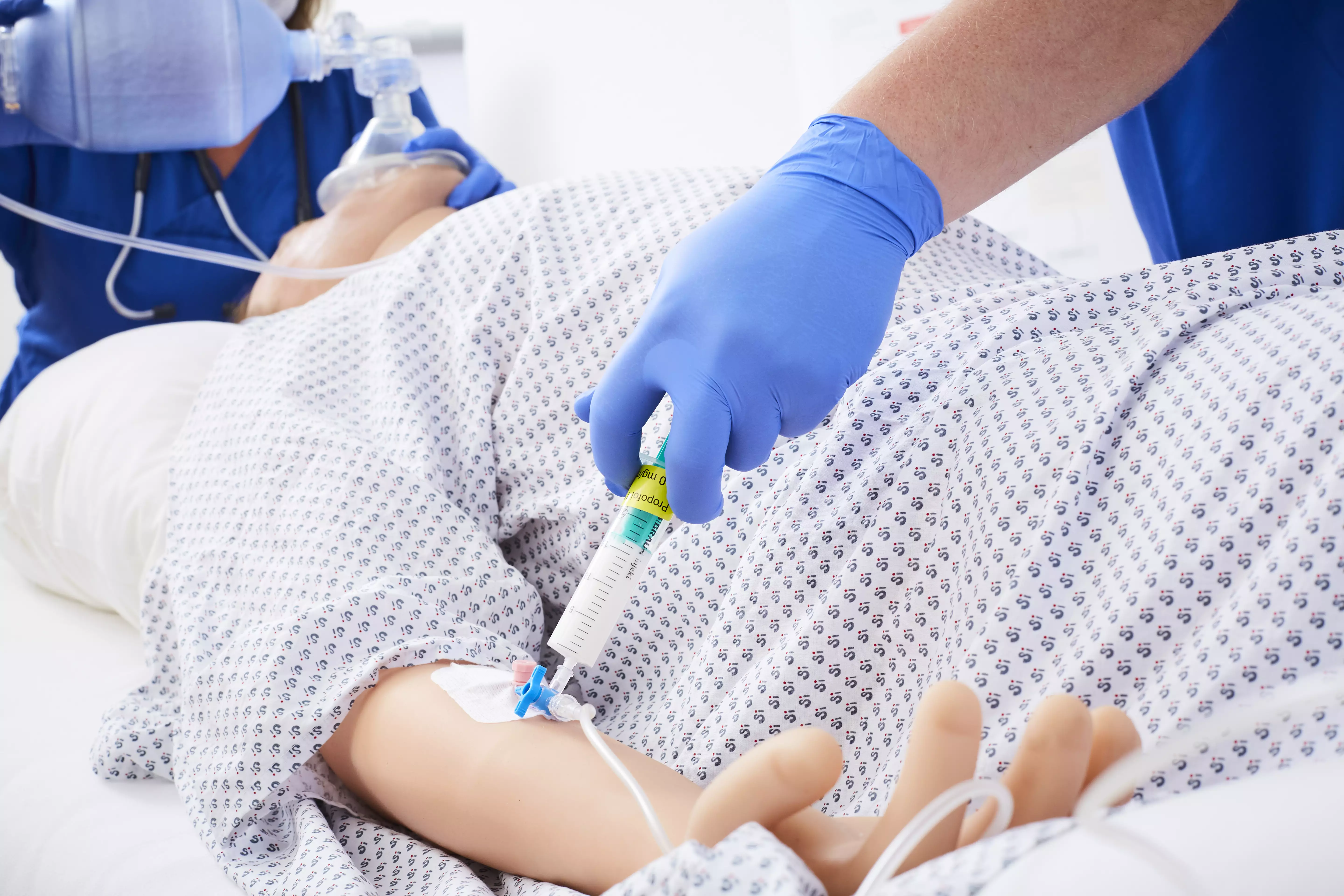 Sedierungsgrundkurs und Notfallmanagement in der Endoskopie – Blended Learning angelehnt an das DEGEA-Curriculum

Theorie & Praxis für sichere Sedierung in Klinik und Praxis